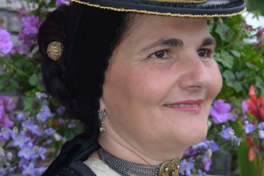 Trachtenfrauen Obfrau C&auml;zilia Althuber